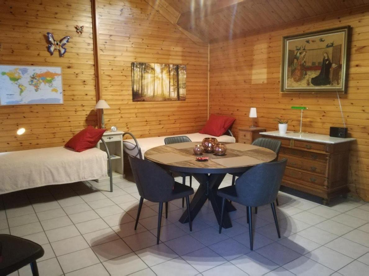 هيست-اوب-دين-بيرغ De Zon B&B المظهر الخارجي الصورة